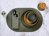 Set de table ovale réversible - 6 pièces - Cuir recyclé blanc crème et vert de gris